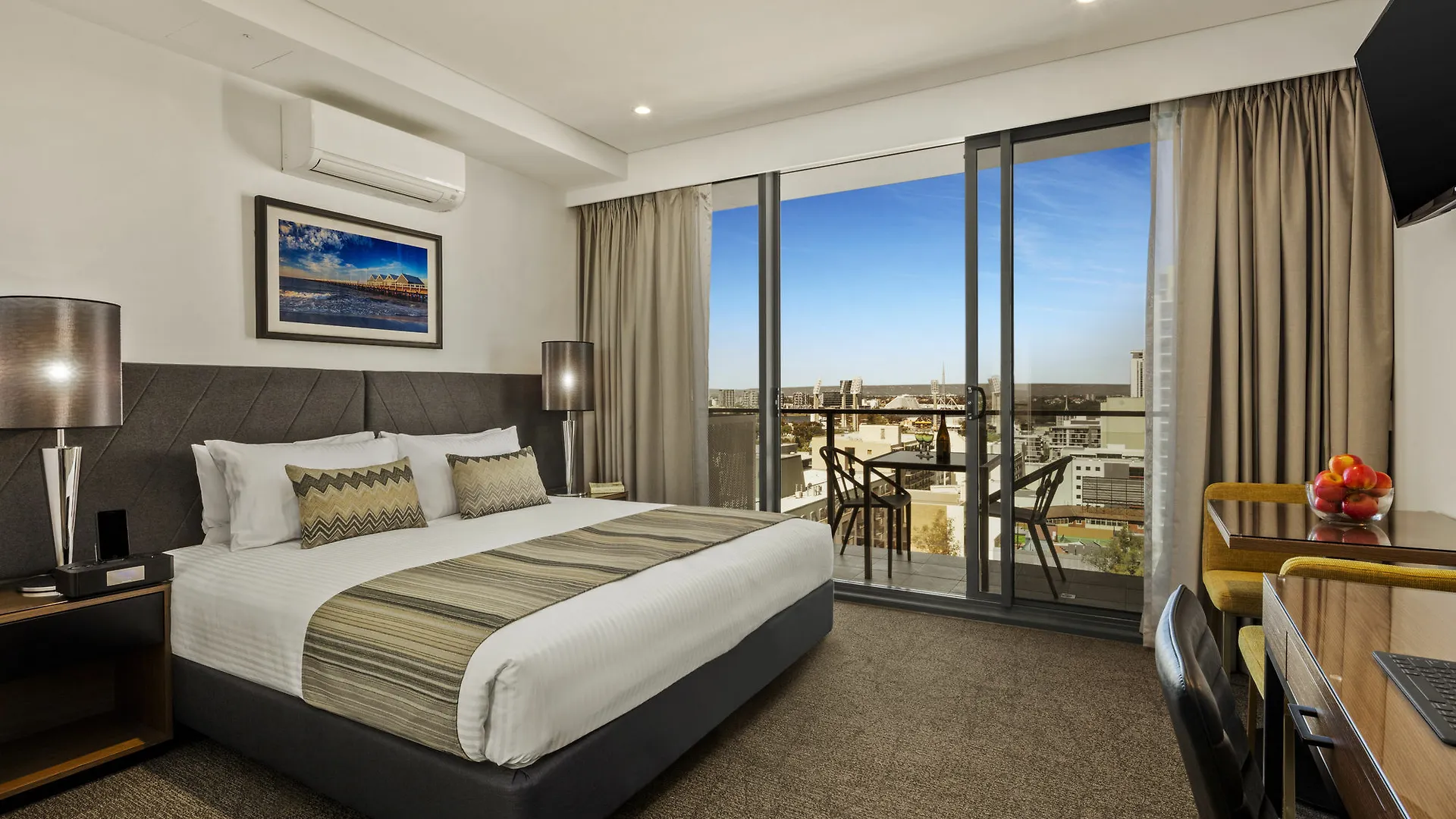 Quest East Perth Aparthotel